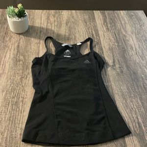 🎉HP🎉 Adidas women’s black tank top!